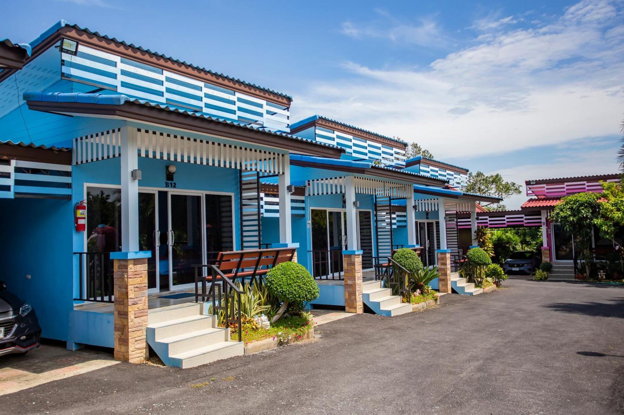 Baan Suan Mee Tang Hotel Csanthaburi Szoba fotó