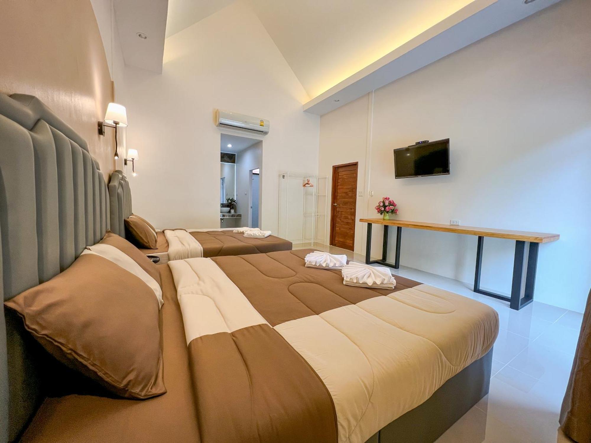 Baan Suan Mee Tang Hotel Csanthaburi Szoba fotó