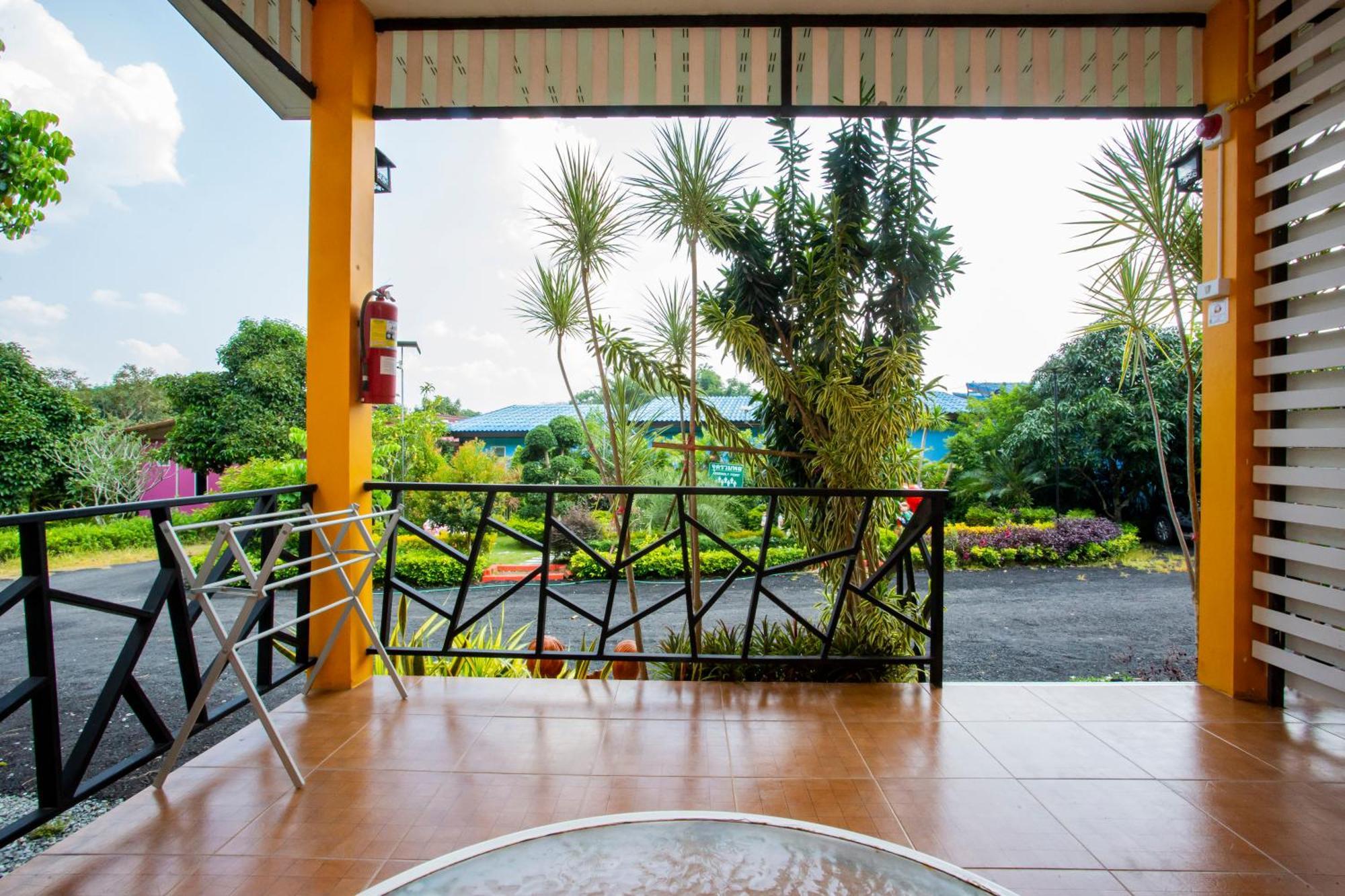 Baan Suan Mee Tang Hotel Csanthaburi Szoba fotó