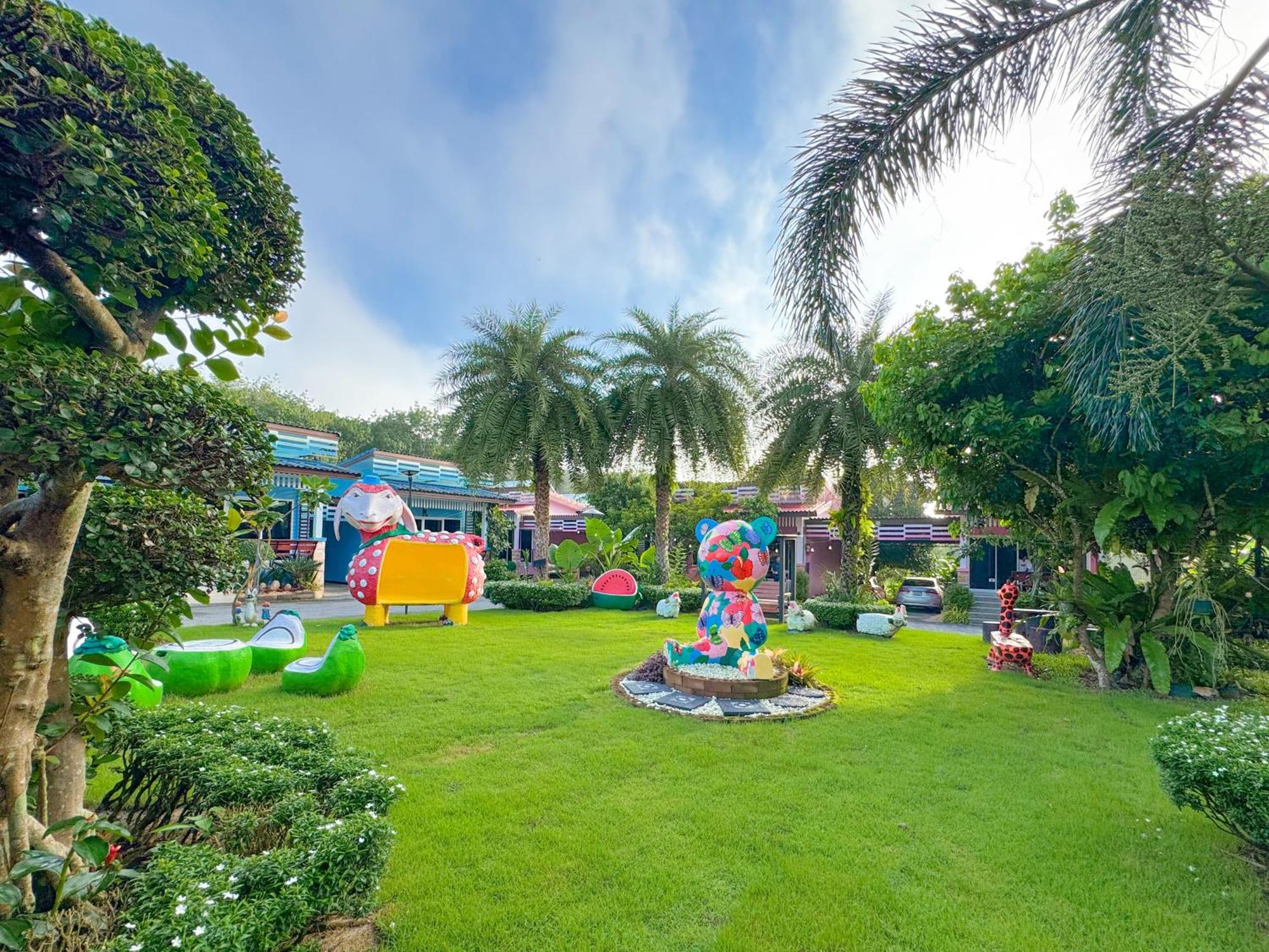 Baan Suan Mee Tang Hotel Csanthaburi Kültér fotó