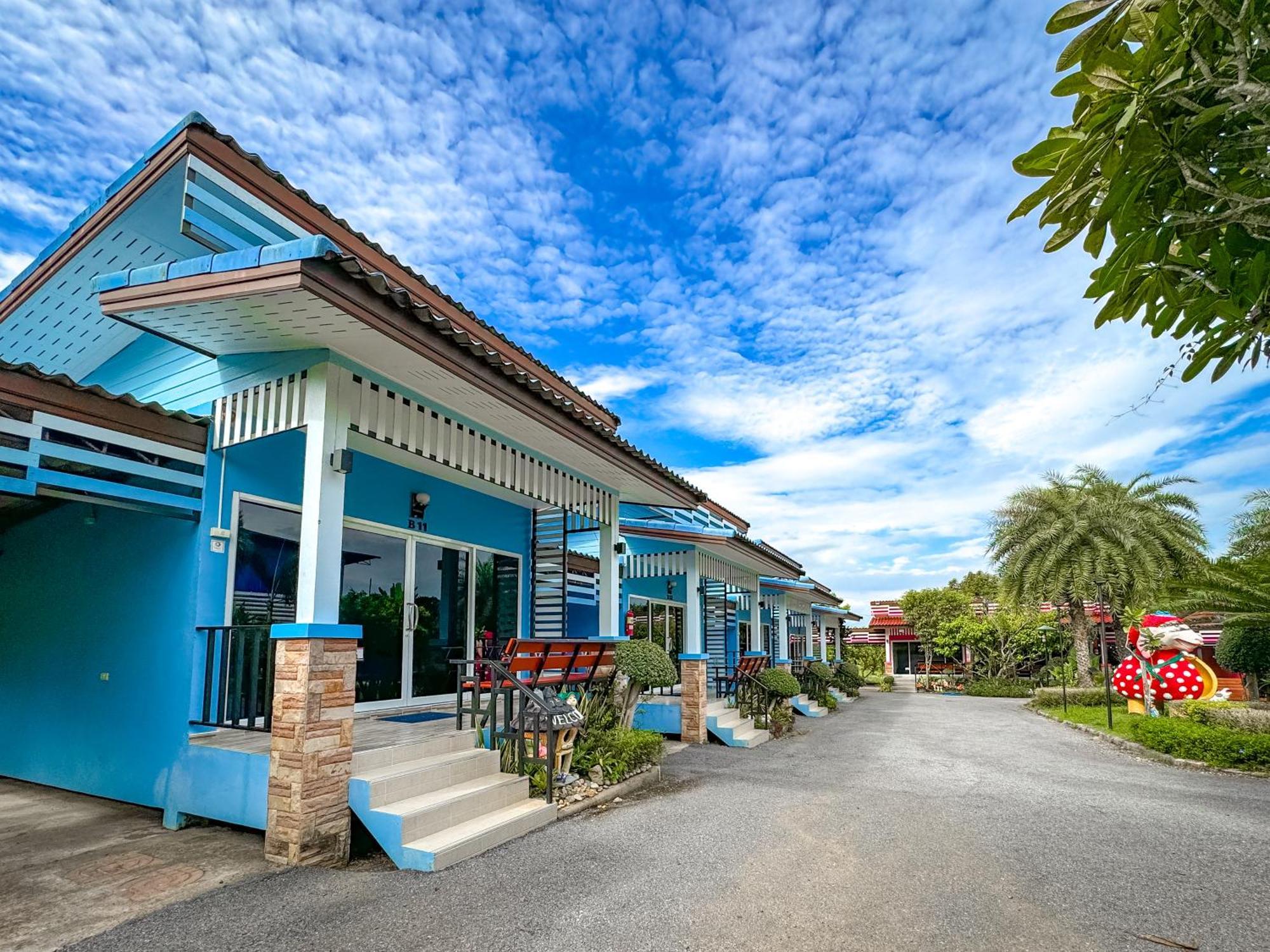 Baan Suan Mee Tang Hotel Csanthaburi Kültér fotó