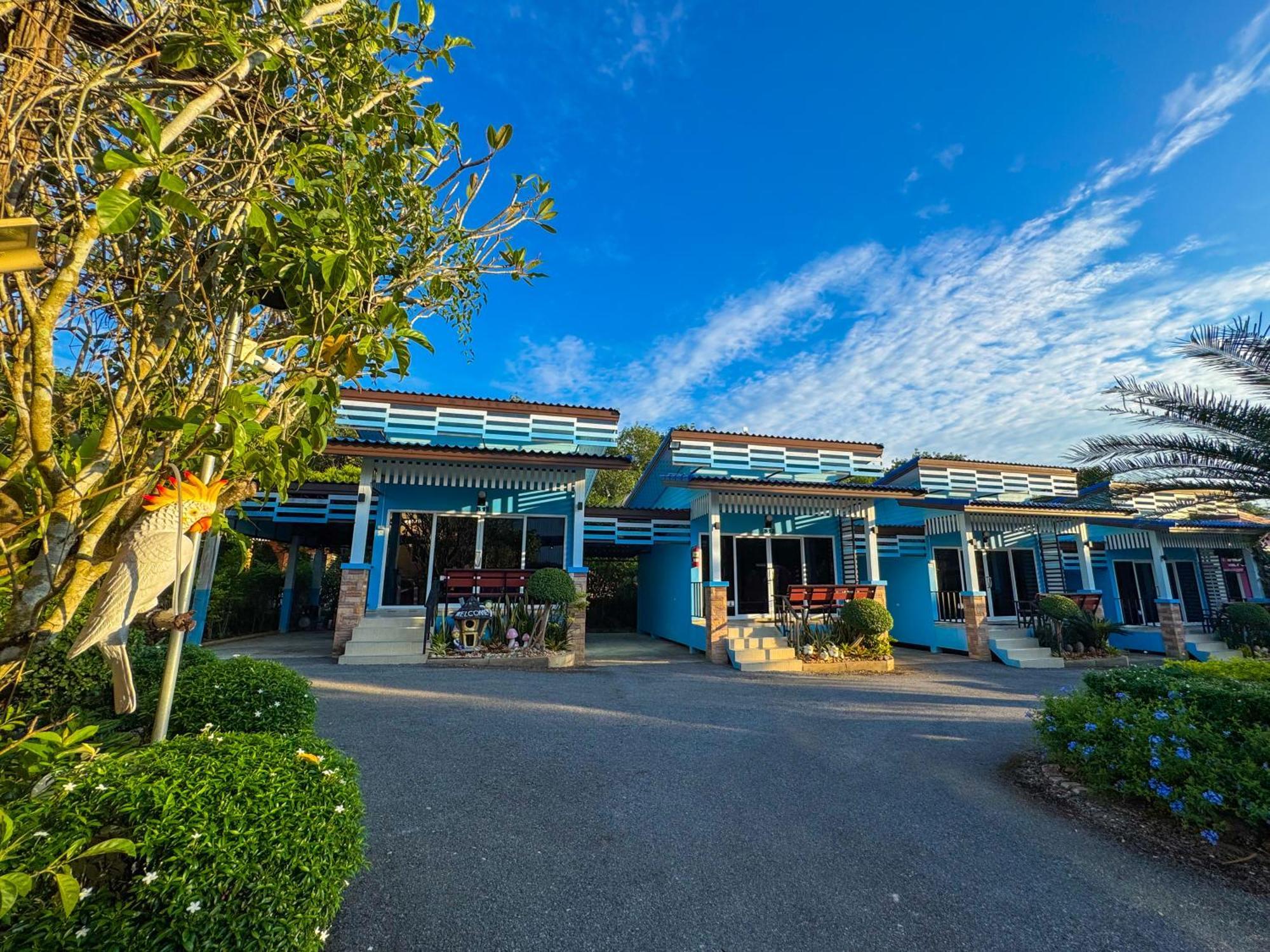 Baan Suan Mee Tang Hotel Csanthaburi Kültér fotó