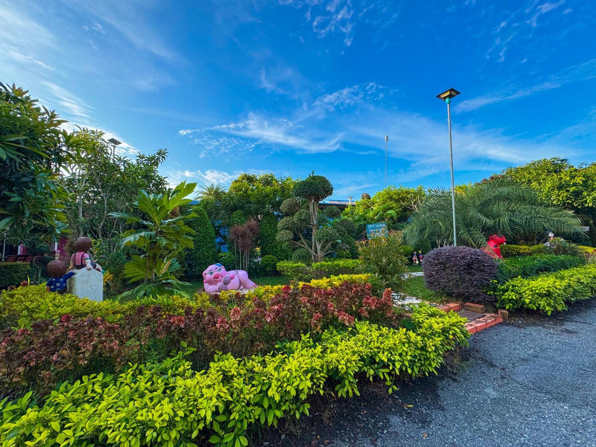 Baan Suan Mee Tang Hotel Csanthaburi Kültér fotó